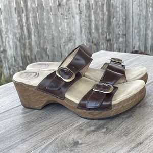 Dansko Sophie Sandals Women 8.5 39 Brown Leather Wedge Buckle Strap Slide Shoes
